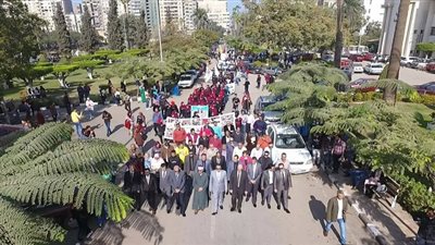 بالصور.. جامعة المنصورة تنتفض  لنبذ العنف والارهاب خلال أسبوع حق الشهيد 