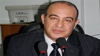 برلماني يتهم الحكومة بالتقصير في إنقاذ الشركة القابضة للأدوية