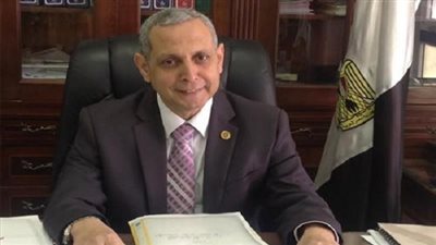 رئيس مصلحة الجمارك: العمل على التنسيق والتعاون بين وحدة غسل الاموال ونظيرتها فى البنك المركزي لمكافحة جرائم غسل الاموال