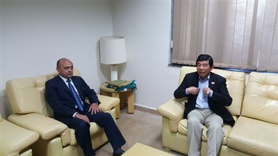 كينيو ميكوريا أمين عام منظمة الجمارك العالمية والوفود الأجنبية تغادر مطار الأقصر