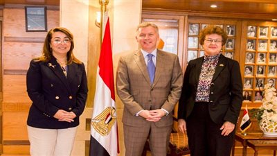 والي تلتقي سفير كندا وتبحث الاستفادة من تجربة بلاده في مجال الإعاقة