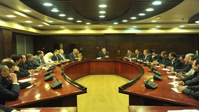 عرفات: التواصل المستمر مع طوائف التشغيل وتجديد منظومة نقل الركاب بالسكة الحديد