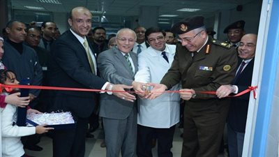 العصار.. يفتتح وحدة أبحاث القلب بالمركز الطبي التخصصي