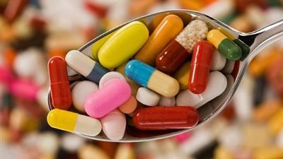 إحترس| المسكنات تصيبك بهذا المرض.. تعرف عليه