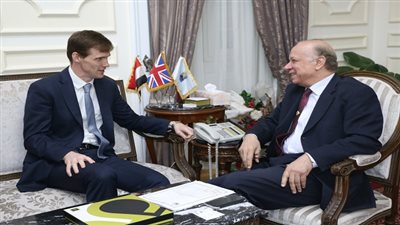 محافظ القاهرة يستقبل سفير انجلترا بالقاهرة