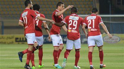 مفاجآت في تشكيل الأهلي أمام طنطا.. من سيحرس العرين الأحمر؟