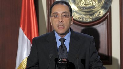 القائم بأعمال رئيس الحكومة يلتقي وزير الري