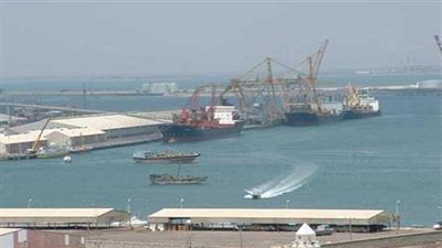 أسباب إيقاف الملاحة بالموانئ وعدم تطبيقها بمجرى قناة السويس