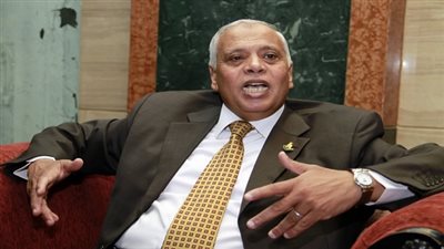 برلمانى: الحكومة الإيرانية حجبت مواقع التواصل الاجتماعى لعدم نقل أحداث الثورة