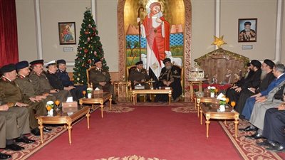 وزير الدفاع والفريق محمد فريد يقدمان التهنئة للبابا تواضروس الثانى بمناسبة عيد الميلاد المجيد