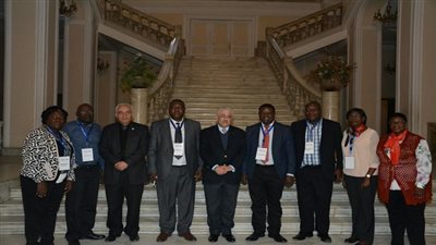 شوقى يجتمع مع وفد أوغندى لبحث تنفيذ برنامج 