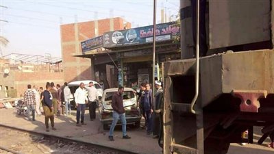 تصادم قطار بسيارة دون خسائر بالأرواح بالخانكة