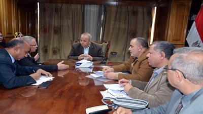 محافظ القليوبية يأمر بسرعة الإنتهاء من 6 محطات صرف صحي بالمحافظة