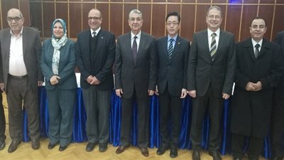 وزير الكهرباء يفتتح ندوة حول  
