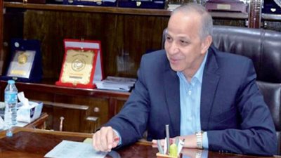 محافظ القليوبية يبحث تطوير ميدان المحطة بمدينة بنها