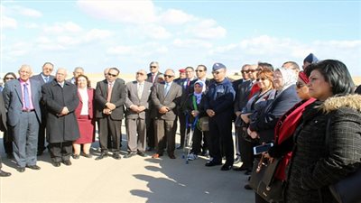 اعضاء من مجلس النواب يتفقدون إحدى القواعد الجوية ومطار سفنكس الدولى