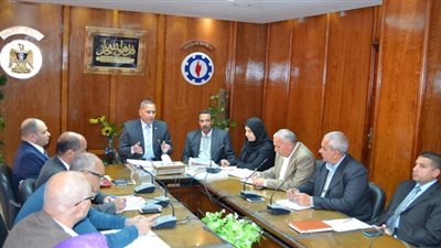محافظ السويس: التخطيط الجيد والمتابعة المستمرة اساس العمل الناجح