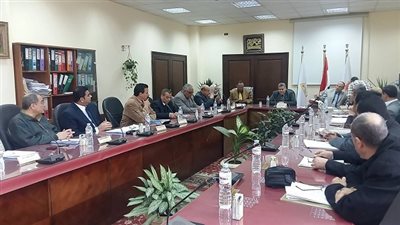 رئيس جامعة بنها: الجامعة تسعى للتطوير المستمر فى كلياتها