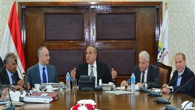 وزير التنمية المحلية يستقبل محافظ جنوب سيناء 