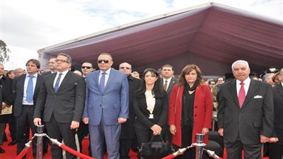 نقل تمثال رمسيس الثانى لبهو المتحف المصرى الكبير