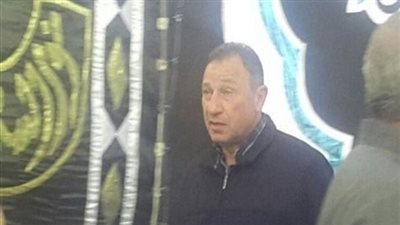 الخطيب يصل عزاء والد محمد فضل بمسجد عمر مكرم