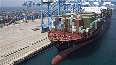 تعرف على نشاط الحركة الملاحية والتجارية بموانىء البحر الاحمر