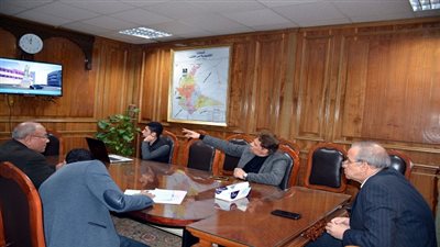 محافظ القليوبية بتابع تطوير ميدان المحطة بمدينة بنها