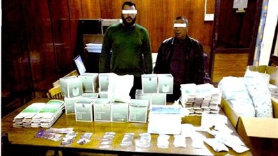 ضبط مخزنين للإتجار فى المستلزمات الطبية مجهولة المصدر وغير صالحة للإستخدام الطبى