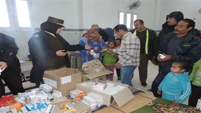 توقيع الكشف الطبى على المواطنين ببنها