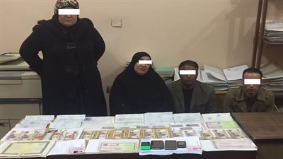 ضبط تشكيل عصابى تخصص فى تزوير المستندات الرسمية وبيعها مقابل مبالغ مالية