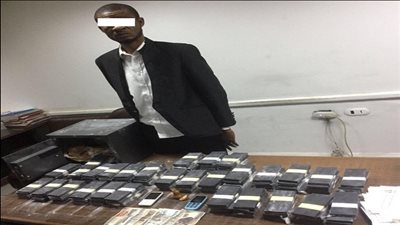 ضبط أحد الأشخاص لقيامه بالنصب على أحد المواطنين والإستيلاء على مبالغ مالية