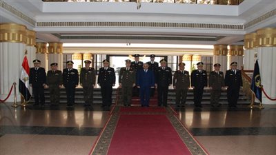 وفد من أكاديمية ناصر العسكرية العليا يزور أكاديمية الشرطة للتهنئة بعيد الشرطة 