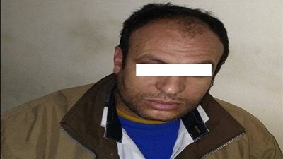 ضبط أحد الأشخاص لقيامه بإرتكاب وقائع تزوير محررات ومستندات رسمية 