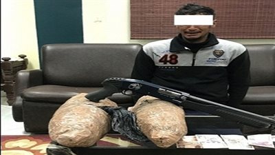 ضبط 10 أشخاص وبحوزتهم 17  كيلوجرام من مخدر البانجو بقصد الإتجار