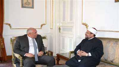 وزير الأوقاف يستقبل محافظ الوادي الجديد