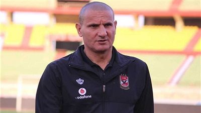 كواليس جلسة طارق سليمان مع حارس الأهلي الجديد