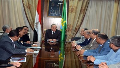 محافظ القليوبية يفعل إتفاق إنشاء باكيات للباعة الجائلين بمحطة شبرا الخيمة
