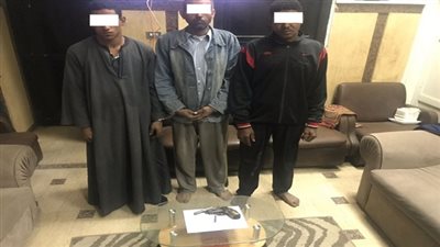 ضبط المتهمين الهاربين فى واقعة الإعتداء على عاملين بمحطة وقود أسيوط بقصد سرقة إيراد المحطة 