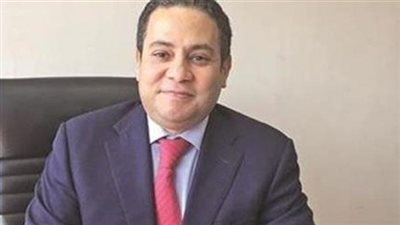 وزير قطاع الأعمال: إنشاء مصنع لإنتاج السكر بالمنيا بتكلفة تبلغ مليار جنيه