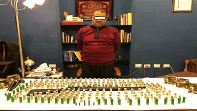 القبض على الصهيونى يتاجر فى الأسلحة النارية بالمطرية 