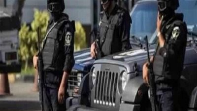 ضبط ثلاثة أشخاص تخصص فى تتبع وسرقة رواد البنوك 