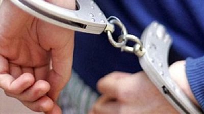 ضبط موظف بإحدى مديريات الأوقاف لقيامه بتسهيل الإستيلاء على أموال الدولة