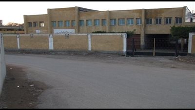 كهرباء كفر شكر: إزالة معوقات حركة العمل في المستشفى المركزى