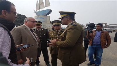 بالصور.. مدير أمن القليوبية يقود حملة أمنية بالقناطر
