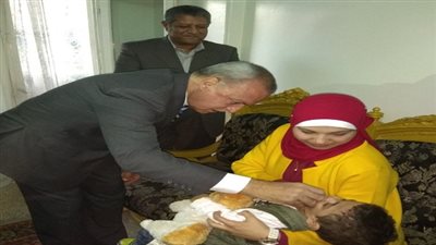 محافظ قنا: بدء الحملة القومية للتطعيم ضد شلل الأطفال بقنا