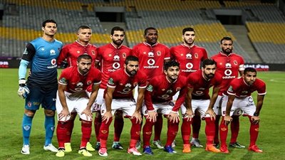 بعد تصدره للجدول.. كم نقطة يحتاج الأهلي لحصد الدوري؟
