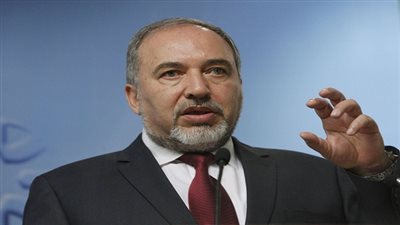 وزير دفاع الاحتلال: هذا ليس وقت النباح وحان العضّ