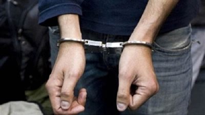 ضبط أحد الأشخاص لقيامه بتزوير المحررات الرسمية وبيعها مقابل مبالغ مالية