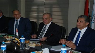 محافظ القليوبية: إنشاء موقع للتخلص الآمن من المخلفات بمحافظتى القاهرة والقليوبية