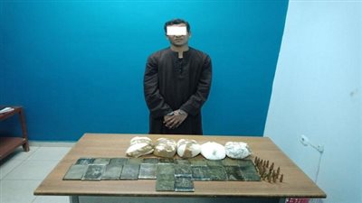 ضبط أحد الأشخاص بحوزته 5 كيلوجرام من الهيروين و 2 كيلو جرام من الحشيش